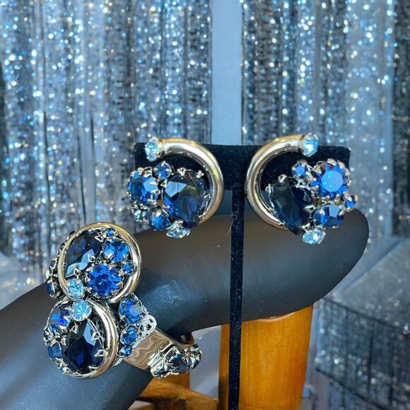 Vintage Unsigned Selro Selini Shades Of Blue Clamper Bracelet & Earrings Set WOW